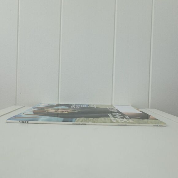 Vogue Magazine Winter 2024 Sienna Miller - Picture 6 of 6